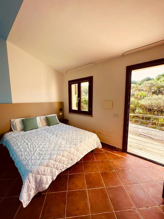 Rocce Rosse Sardinia Lejlighedshotel Isola Rossa Eksteriør billede